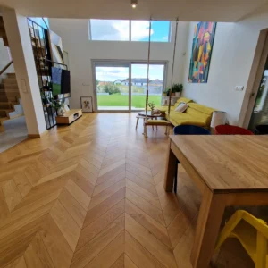 Finishjodła Francuska CHEVRON 580-600/140-150/14mm - Dąb Natura lakier